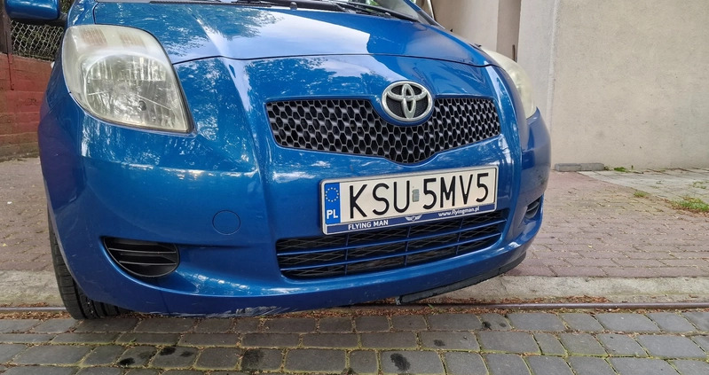 Toyota Yaris cena 9800 przebieg: 140927, rok produkcji 2006 z Krynica Morska małe 137